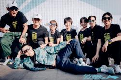开云体育官网-战胜对手夺得胜利，赛场上风生水起