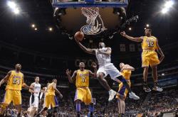 开云官方app入口-奥运周期关键战焦点战，巴西封锁毕尔巴鄂的战术博弈