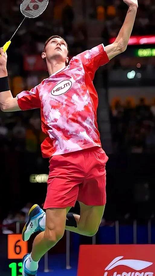 德国队横扫日本队，安赛龙统治全场