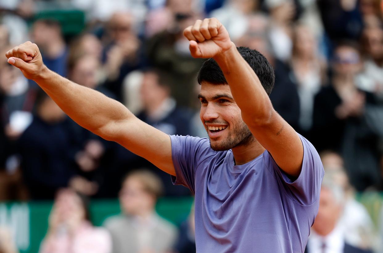 包含拉沃尔杯逆转蒙特卡洛大师赛，阿尔卡拉斯高光表现的词条