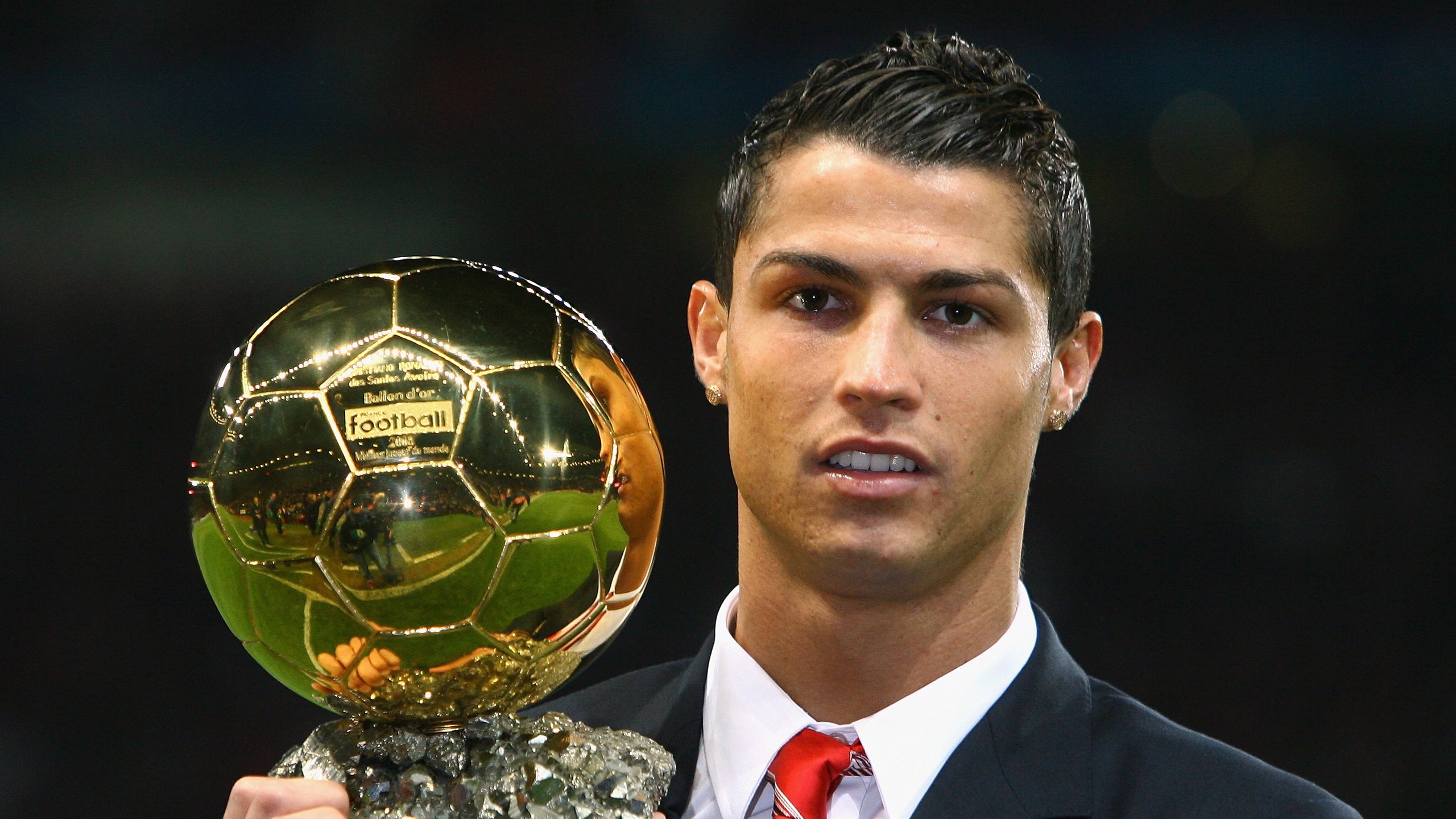 英超争冠之夜,托尼关键节点连续得分改写格局